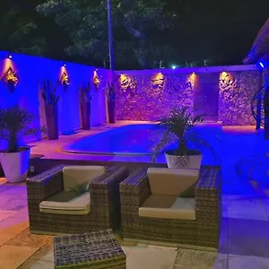 Bon Vivant Inn Cabo Frío