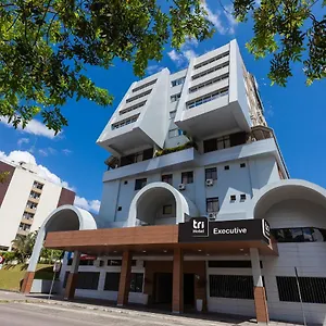 3* Hotel Tri Executive